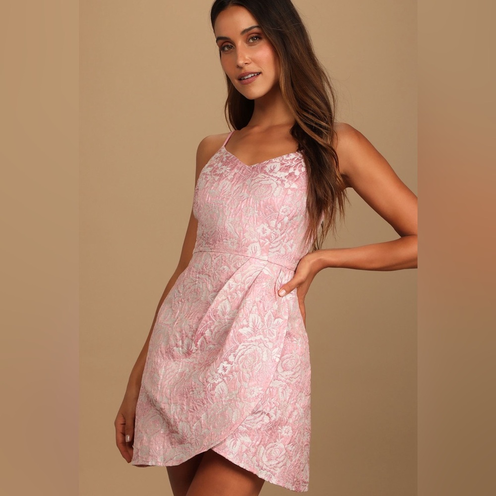 Lulus sz M Start This Party Rose Pink Floral Jacquard Tulip Mini Dress